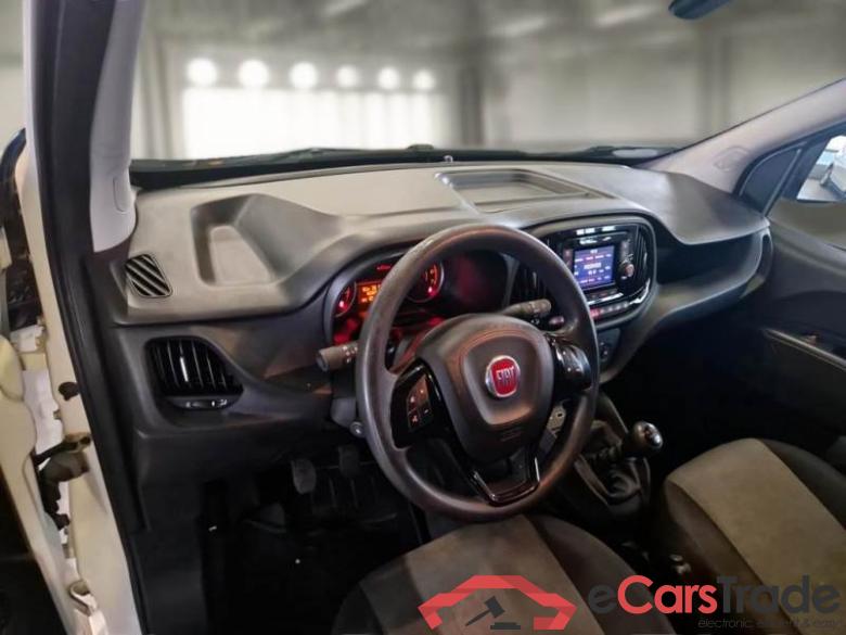 FIAT DOBLÒ CARGO / 2014 / 4P / VETT. FURGONATA CH1 LOUNGE 1.6 MJET 105CV E6D SeS #3
