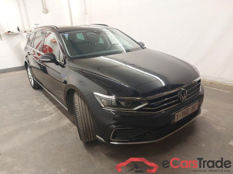Volkswagen Passat Variant 1.4 TSI DSG6 GTE Business 5d #1
