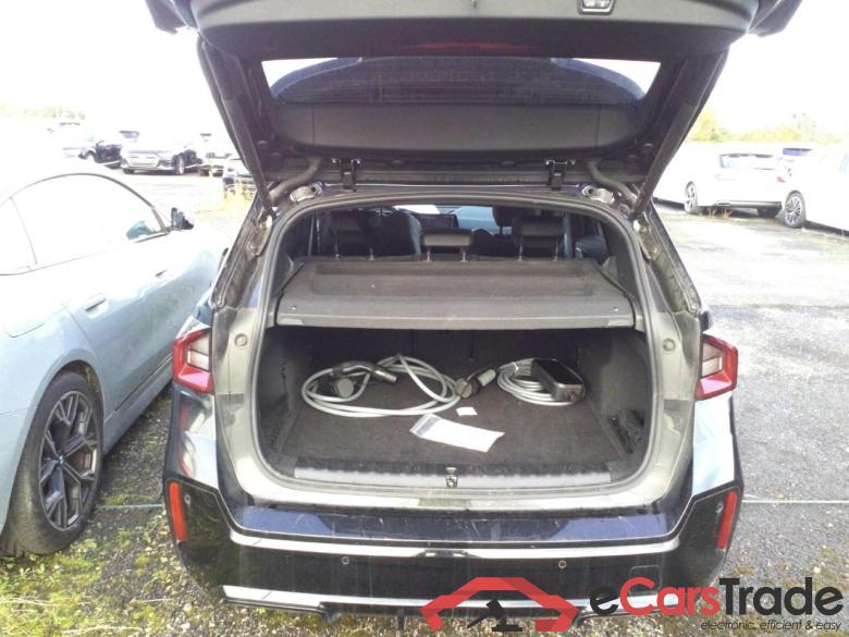 iX1 eDRIVE20 204ch M SPORT BEV #5