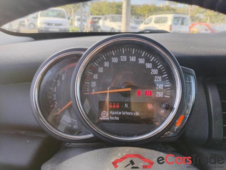 MINI MINI / 2014 / 5P / berlina con portón ONE 5 PUERTAS (CX) #4