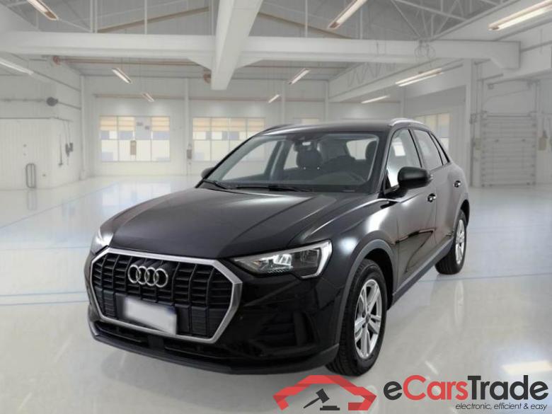 AUDI Q3 / 2018 / 5P / SUV 35 TFSI S TRONIC BUSINESS #1