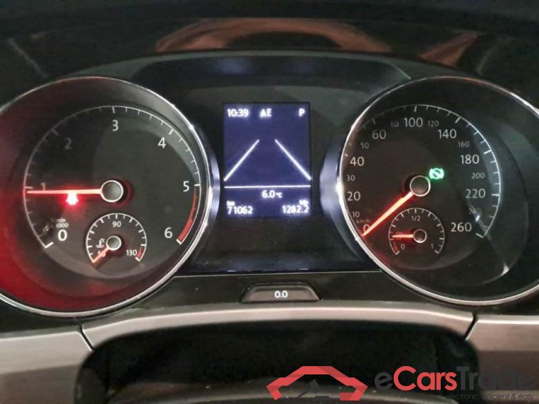 VOLKSWAGEN TOURAN / 2015 / 5P / MONOVOLUME 2.0 TDI SCR BUSINESS DSG #4