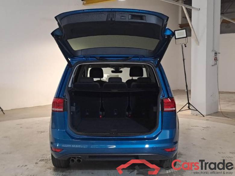 VOLKSWAGEN TOURAN / 2015 / 5P / MONOVOLUME 2.0 TDI SCR BUSINESS DSG #5