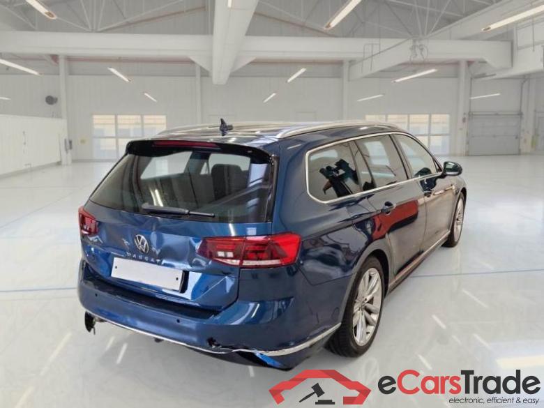 VOLKSWAGEN PASSAT / 2019 / 5P / STATION WAGON VAR. 2.0 TDI SCR EVO 110KW EXECUTIVE DSG #2