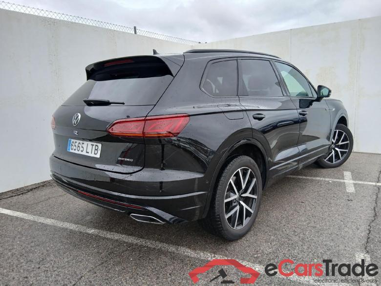 VOLKSWAGEN Touareg / 2018 / 5P / todoterreno R 3.0 V6 TSI 340kW Tip 4M (AC2) #2