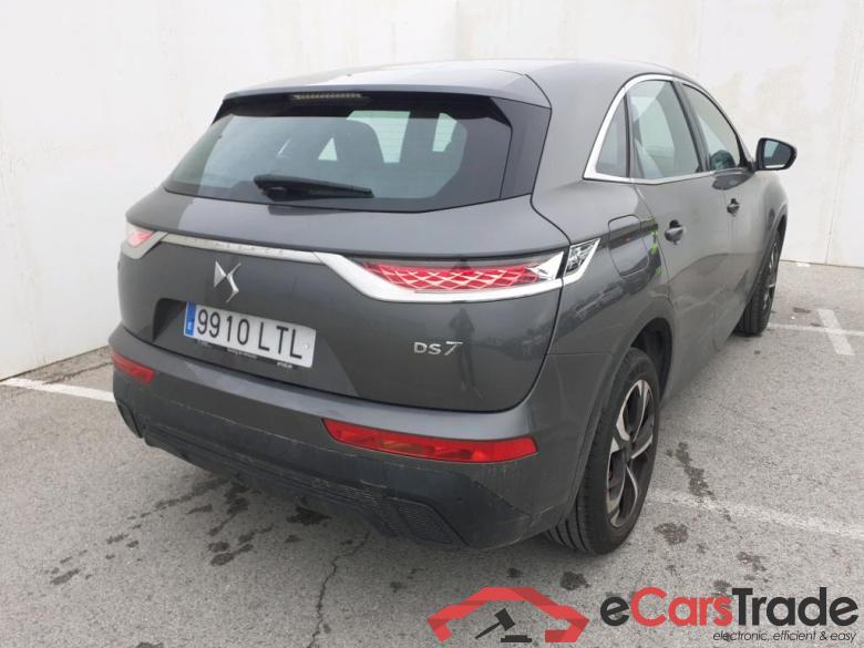 DS DS 7 Crossback / 2017 / 5P / todoterreno BlueHDi DE 96kW (130CV) Auto. CHIC (AC) #2