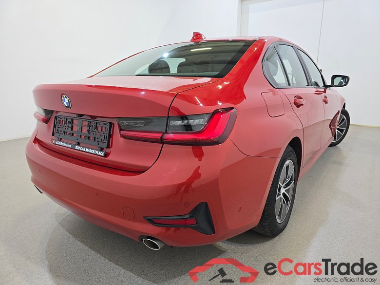 BMW 318d LED-Xenon LC-Pro Navi Leather KeylessGo Camera Klima PDC ... #4