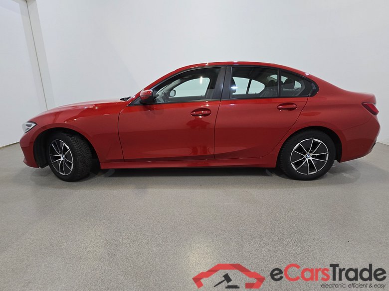 BMW 318d LED-Xenon LC-Pro Navi Leather KeylessGo Camera Klima PDC ... #2