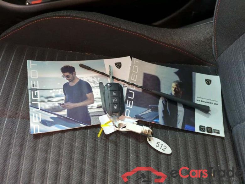 PEUGEOT 208 1.2 PureTech Active #6