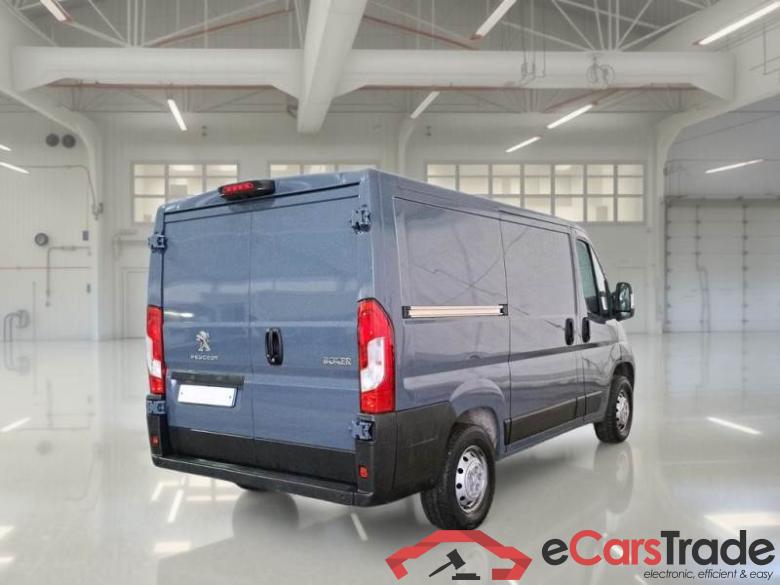 PEUGEOT BOXER / 2014 / 4P / FURGONE 330 L1H1 2.2 BLUEHDI 120CV SeS #2