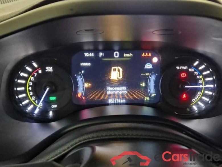 JEEP RENEGADE / 2018 / 5P / SUV 1.3 T4 PHEV 190CV BUSINESS PLUS 4XE AUTO #4