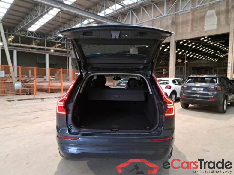 VOLVO XC60 / 2021 / 5P / SUV B4 D AWD AUTOMATICO CORE #5
