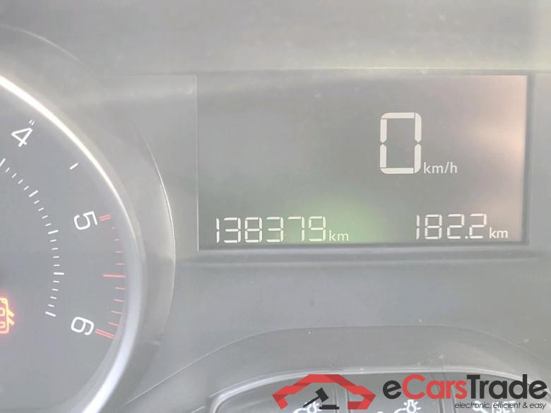 PEUGEOT 208 / 2019 / 5P / berlina con portón BlueHDi 73kW (100CV) Active #5