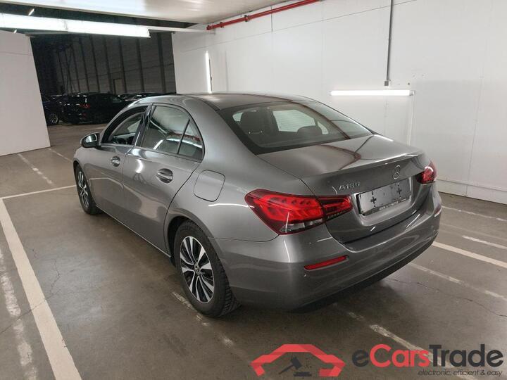 Mercedes A-Klasse Limousine A-Klasse Limousine A 180 Business Solution 100kW/136pk  4D/P Auto-7 #3