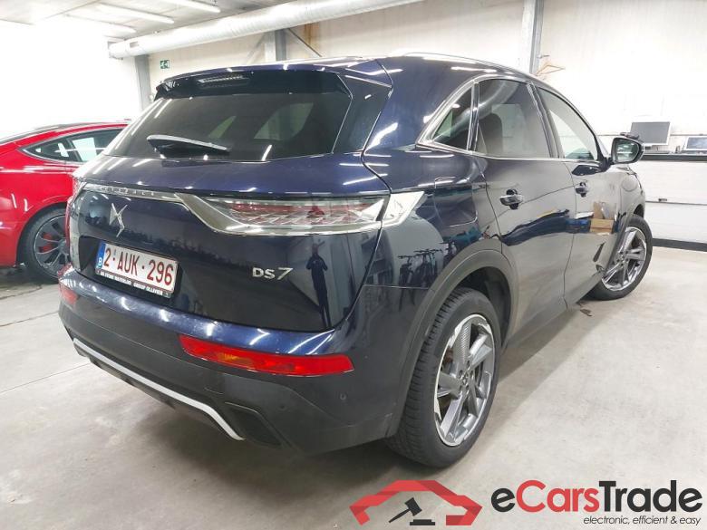 DS - DS  DS 7 CROSSBACK BlueHDi 130PK Automatic Grand Chic With Connected Pilot & Rivoli Pack & Ventilated Seats & Pano Roof & Foldable Trailer Hook #2