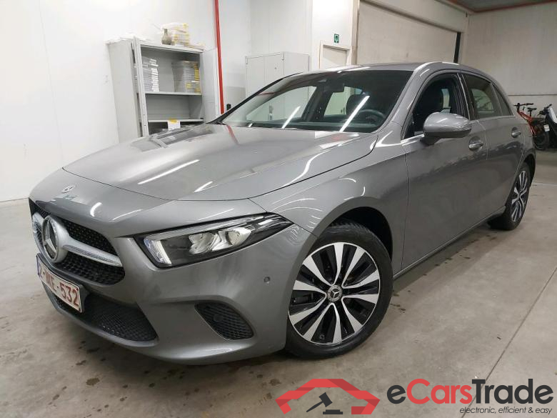 MERCEDES - MER A 250 e 218PK DCT Business Solution & Smartphone Integration * HYBRID *