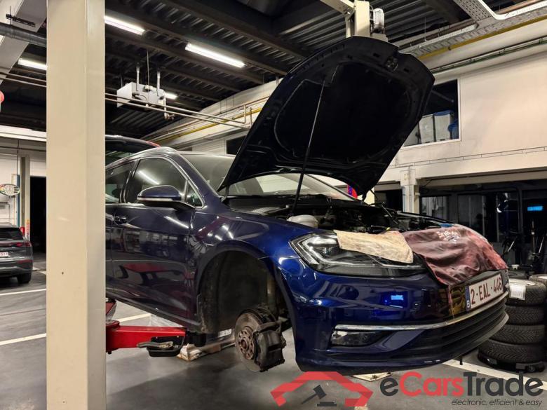 VOLKSWAGEN Golf Variant VII Golf Variant Highline 1,6 l TDI 85 kW (115 PS) 5-Gang #1