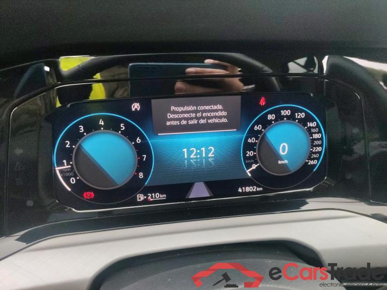 VOLKSWAGEN Golf / 2020 / 5P / berlina con portón Life 1.5 TSI 96kW (130CV) #4