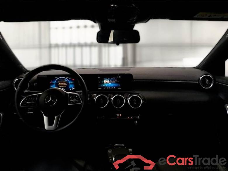 MERCEDES-BENZ CLA COUPÈ / 2019 / 4P / COUPE CLA 180 D AUTOMATIC SPORT #3