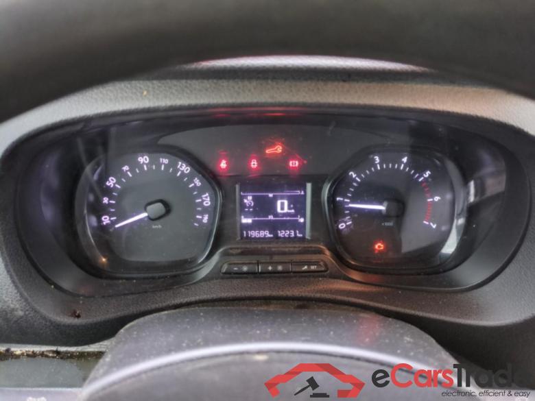 Jumpy Fourgon Club M 1.5 BlueHDi 100CV BVM6 E6dT #6