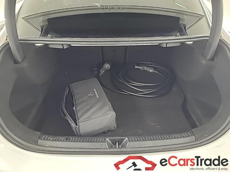MERCEDES-BENZ A-Klasse Limousine A 250 e 8G-DCT Business Sol AMG Limited 4D 160kW #5