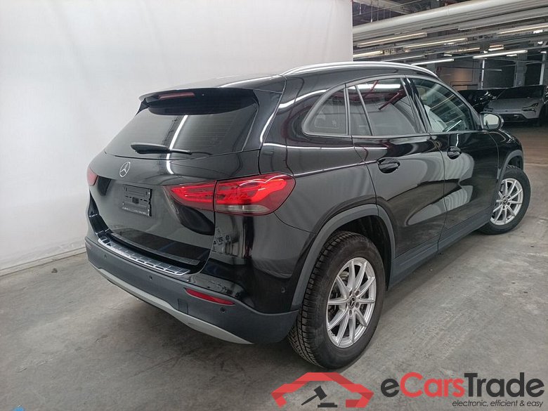 Mercedes-Benz GLA GLA 180 d Business Solution 5d #2