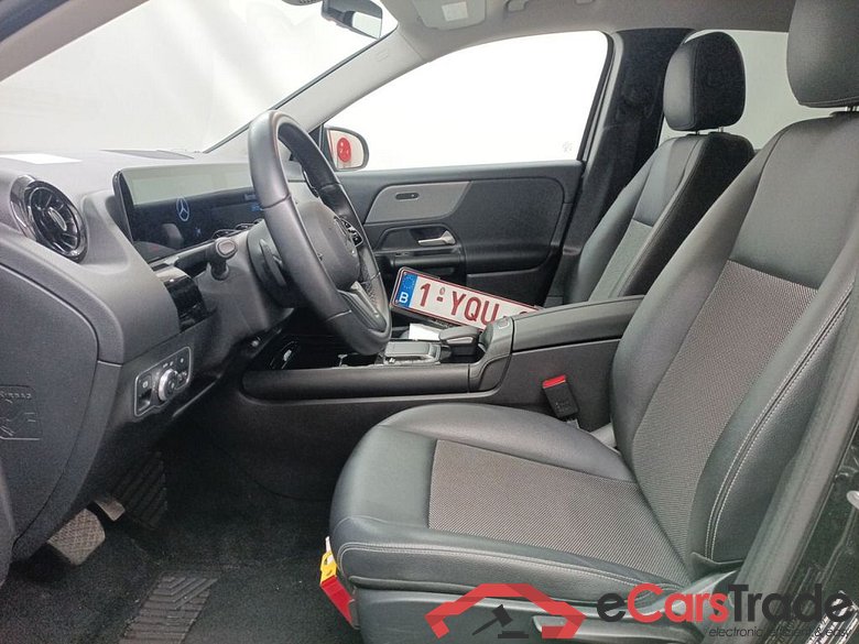 Mercedes-Benz GLA GLA 180 d Business Solution 5d #3