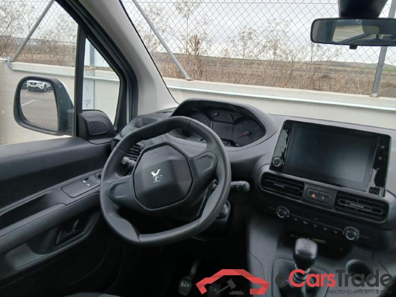 PEUGEOT Rifter / 2018 / 4P / combi Active Standard BlueHDi 73kW (IND) (AC2) #3