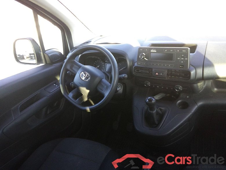 TOYOTA Proace City / 2020 / 4P / combi 1.5D 75kW (100CV) GX L1 (CX) #3