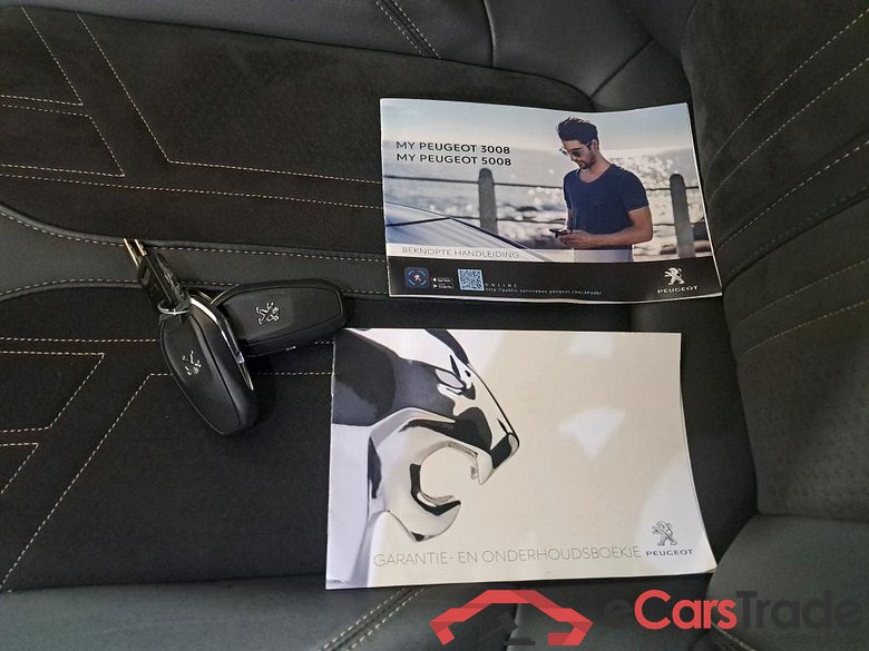 Peugeot 5008 GT PureTech 130 5d #4