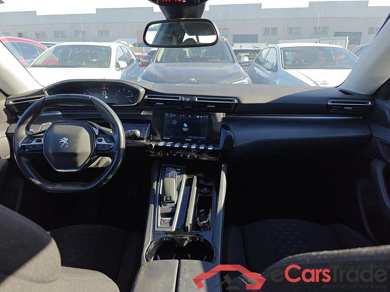 PEUGEOT 508 / 2018 / 5P / berlina con portón 5P Active Pack BlueHDi 130 S&S EAT8 #3