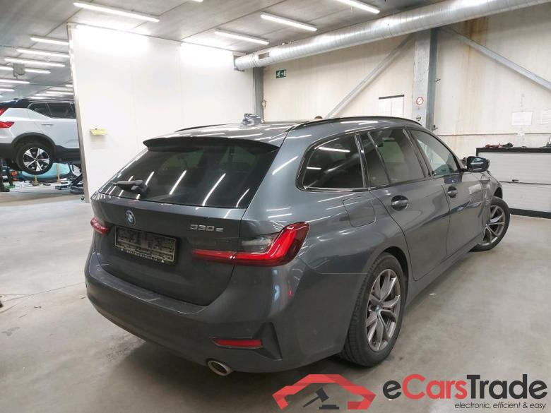 BMW - BMW 3 TOURING 330e 292PK Sport Pack Business Plus With Vernasca Heated Seats & Driving Assistant Pack & Towing Hook * HYBRID * #2