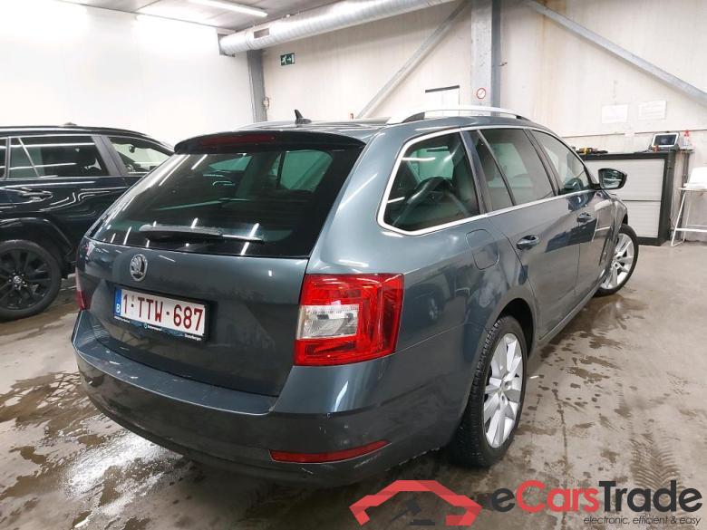 SKODA - SKO OCTAVIA COMBI TSI 115PK GreenTec Style & Look & GPS & LED Plus & Comfort & PDC Front & Rear  * PETROL * #2