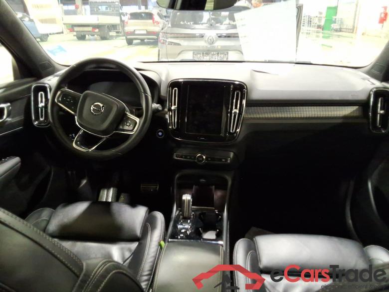 VOLVO XC40 1.5 T4 PHEV R-DESIGN DCT #6