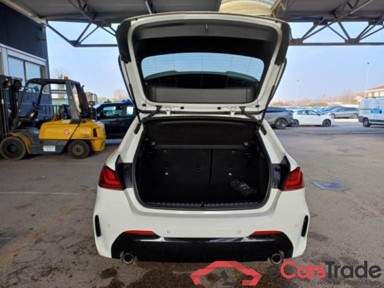 BMW SERIE 1 / 2019 / 5P / BERLINA 118D MSPORT #5