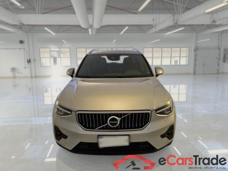VOLVO XC40 / 2021 / 5P / SUV T4 RECHARGE PLUG-IN AUTO ULTIMATE BRIGHT #6