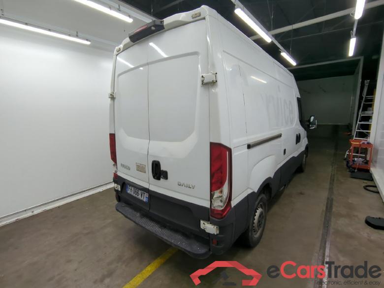 IVECO Daily VU 4p Fourgon 2.3 35S16 V11 H2 3520 #3