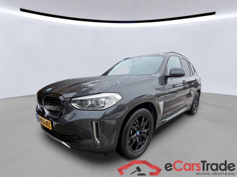 BMW iX3 210 kW