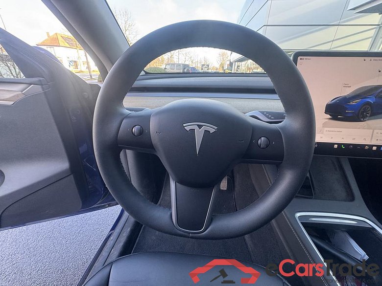 TESLA Model Y Model Y 72.5 kWh Dual Motor Performance (377 kW) #5