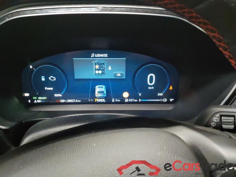 FORD Kuga 2.5 243CV Automático    ST-LINE X #4