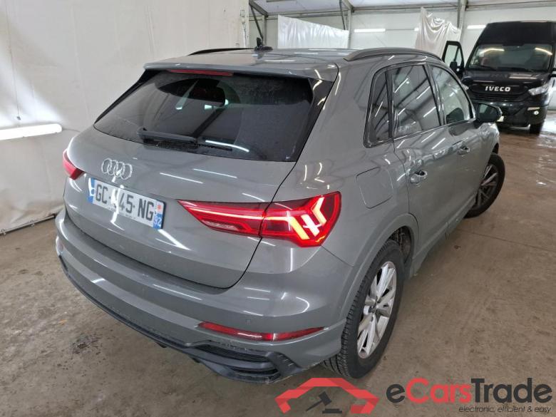 AUDI Q3 / 2018 / 5P / SUV 45 TFSI E 245 S TRONIC S LINE #3