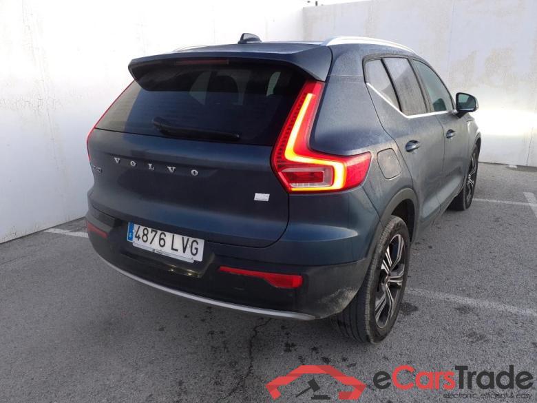 VOLVO XC40 / 2017 / 5P / todoterreno 1.5 T4 Twin Recharge Inscription Auto #2