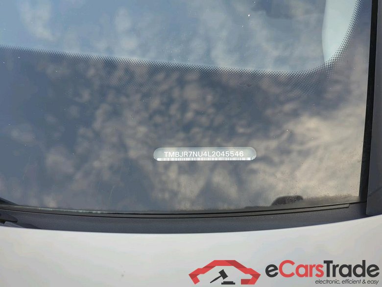 SKODA Karoq 110 kW #2