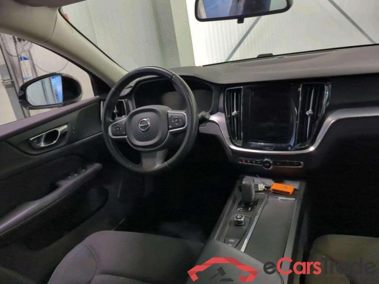 VOLVO V60 2.0 B3 Mom. Adv. #3