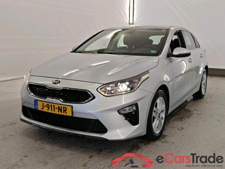 Kia Ceed 1.4 T-GDi DCT DynamicLine 5d #1