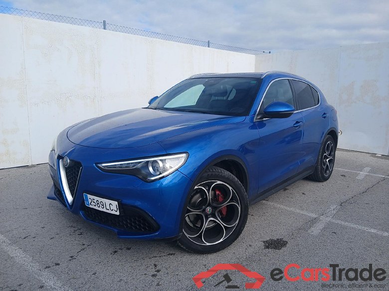 Alfa Romeo Stelvio / 2017 / 5P / todoterreno 2.0 Gasolina 206kW (280CV) Executive AWD #1