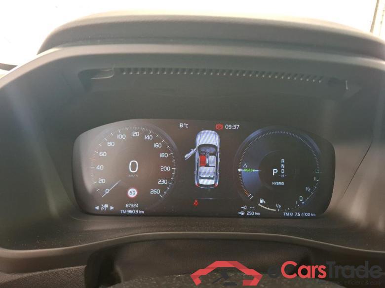 VOLVO XC40 / 2022 / 5P / SUV Recharge T5 262 DCT7 Ultimate #6