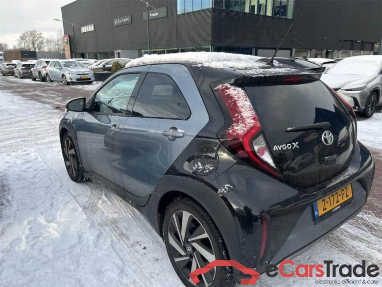 TOYOTA Aygo X 1.0 VVT-i S-CVT Envy #3