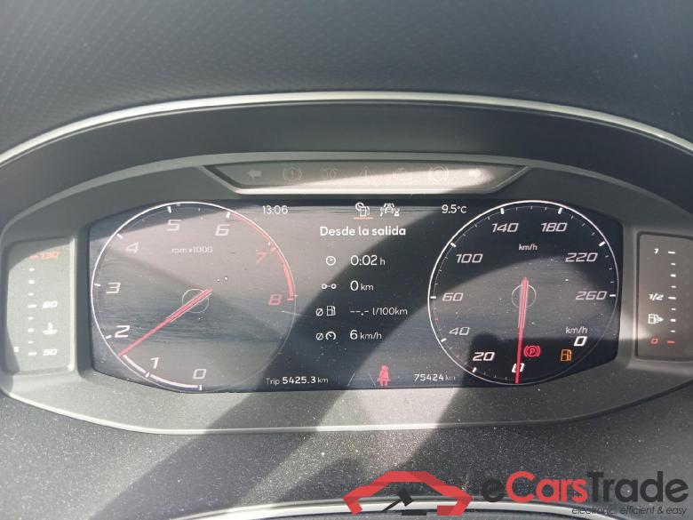 SEAT Arona / 2021 / 5P / todoterreno 1.0 TSI 81kW (110CV) Style XL(SP) #4