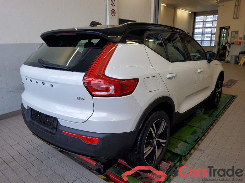 Volvo XC40 (2017->) DE - SUV5 B4 2WD EU6d, R-Design (EURO 6d), 2020 - 2022 #3